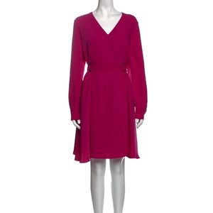 Karen Millen knee length v-neck dress size 8 / Medium
